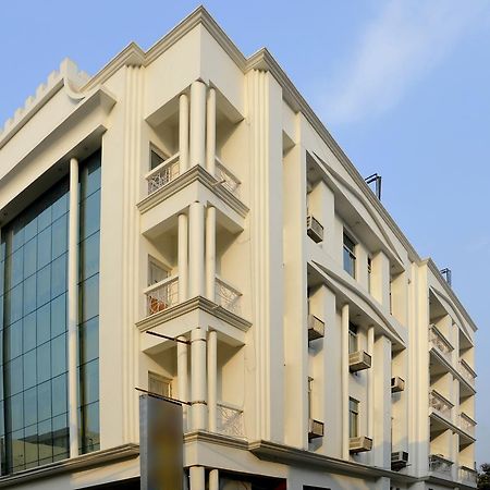 Oyo 8076 Hotel Europe Plaza Lucknow Exterior photo